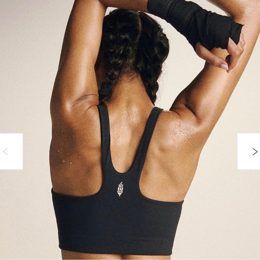 Free People movement x hatch Black Sports Bra medium NWT - Picture 3 of 5